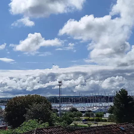 Latice Apartment *